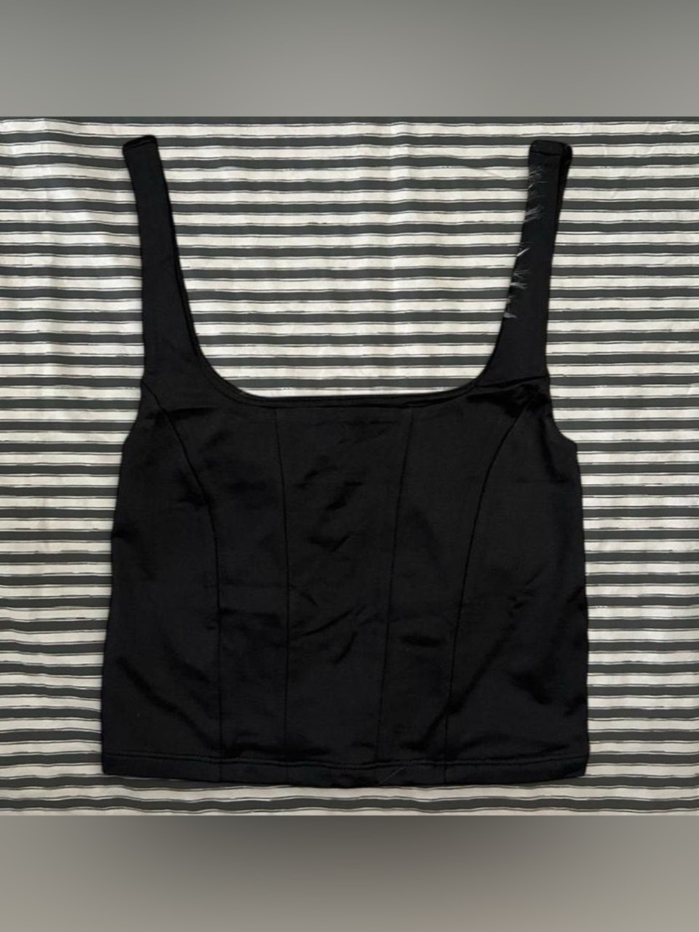 BUNDLE TANKS 3+ FOR $5 EACH // Forever 21 Black Square-Neck Tank Top